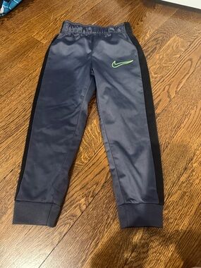 Nike Sweatpants